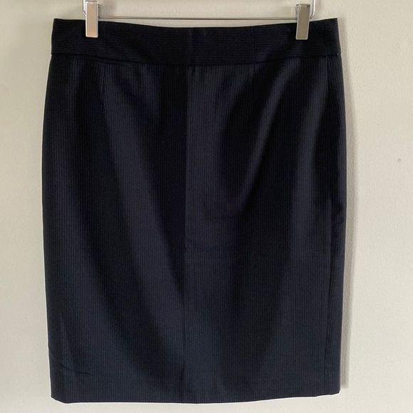 J. Crew Women's Skirt, Size 10 (g22) - Picture 1 of 9